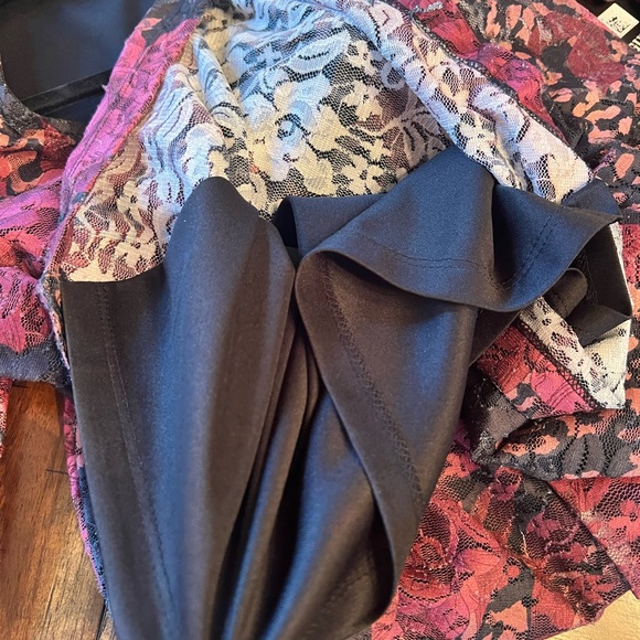 NWT GUESS DRESS - Picture 8 of 12